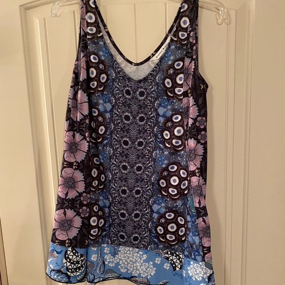 Bianca Nygard Tank to and Capri set - Picture 1 of 6